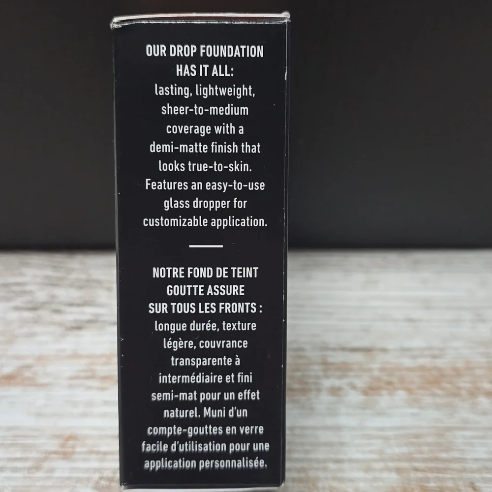 NYX Total Control Pro Foundation - Light
